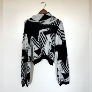 🍒 Nasty Gal Long Cropped Sweater